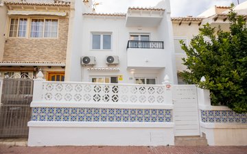 Property slide 25