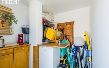 Property slide 25