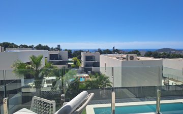 Property slide 19