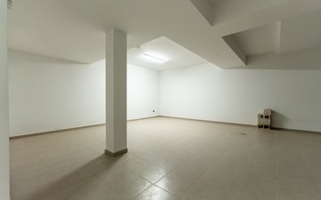 Property slide 23