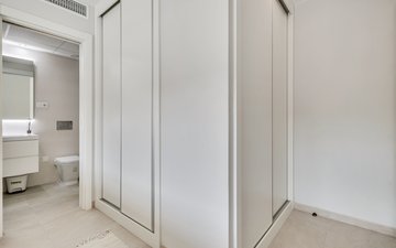 Property slide 21
