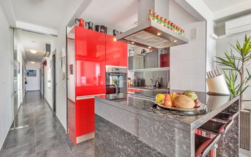 Property slide 14