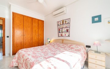 Property slide 20