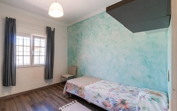 Property slide 20