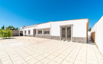 Property slide 32
