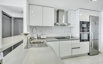 Property slide 10