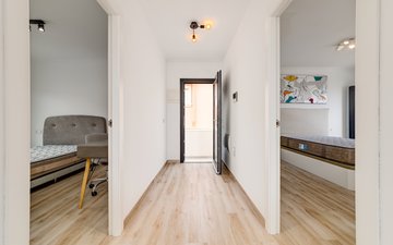 Property slide 17