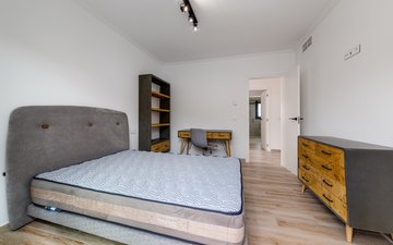 Property slide 18