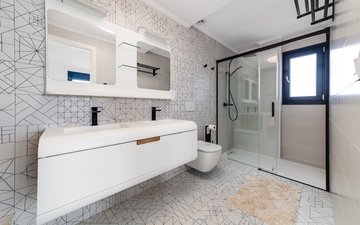Property slide 24