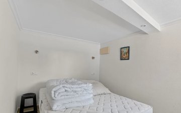 Property slide 24