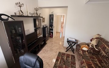 Property slide 21