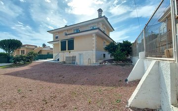 Property slide 47