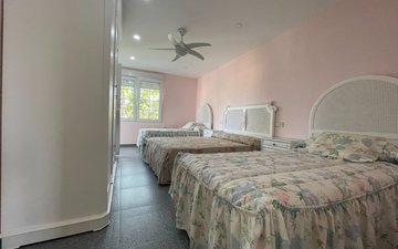 Property slide 40