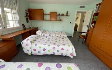Property slide 24