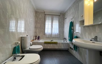 Property slide 22