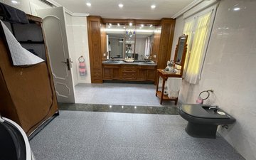 Property slide 35