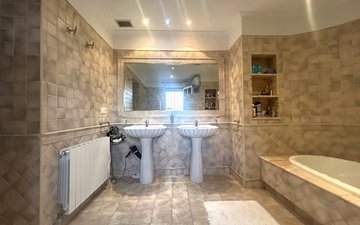 Property slide 19