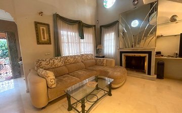 Property slide 10