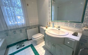 Property slide 22