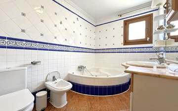 Property slide 14