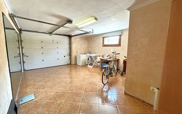 Property slide 20
