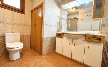 Property slide 21