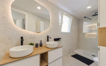 Property slide 25