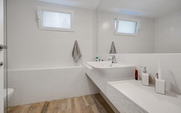 Property slide 34