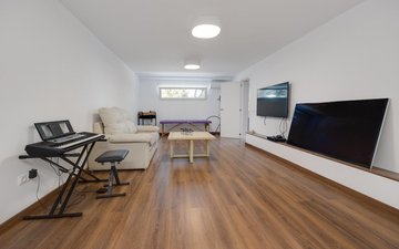 Property slide 29