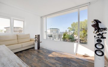 Property slide 24