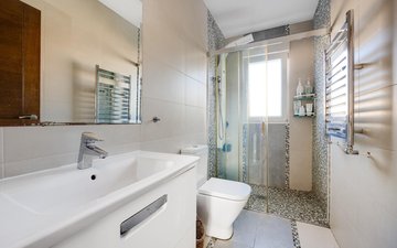 Property slide 19
