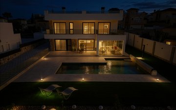 Property slide 60