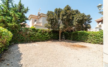 Property slide 20