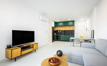Property slide 10