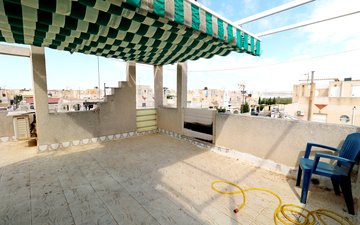 Property slide 18