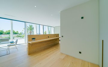 Property slide 22