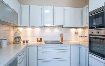 Property slide 21