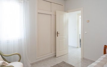 Property slide 42