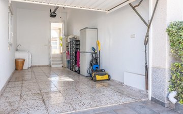 Property slide 44