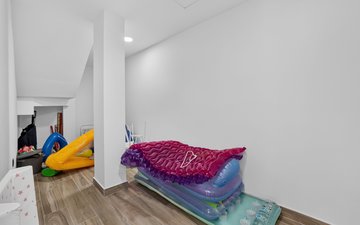 Property slide 31