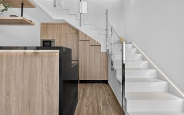 Property slide 10