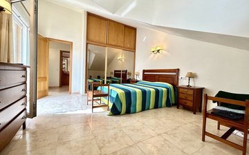 Property slide 17