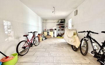 Property slide 31