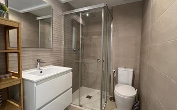 Property slide 21