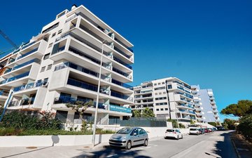 Property slide 21