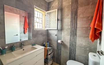 Property slide 14