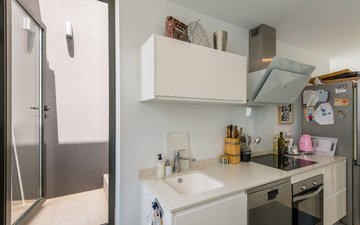Property slide 17