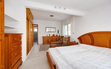 Property slide 23