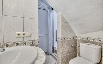 Property slide 19