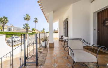 Property slide 20
